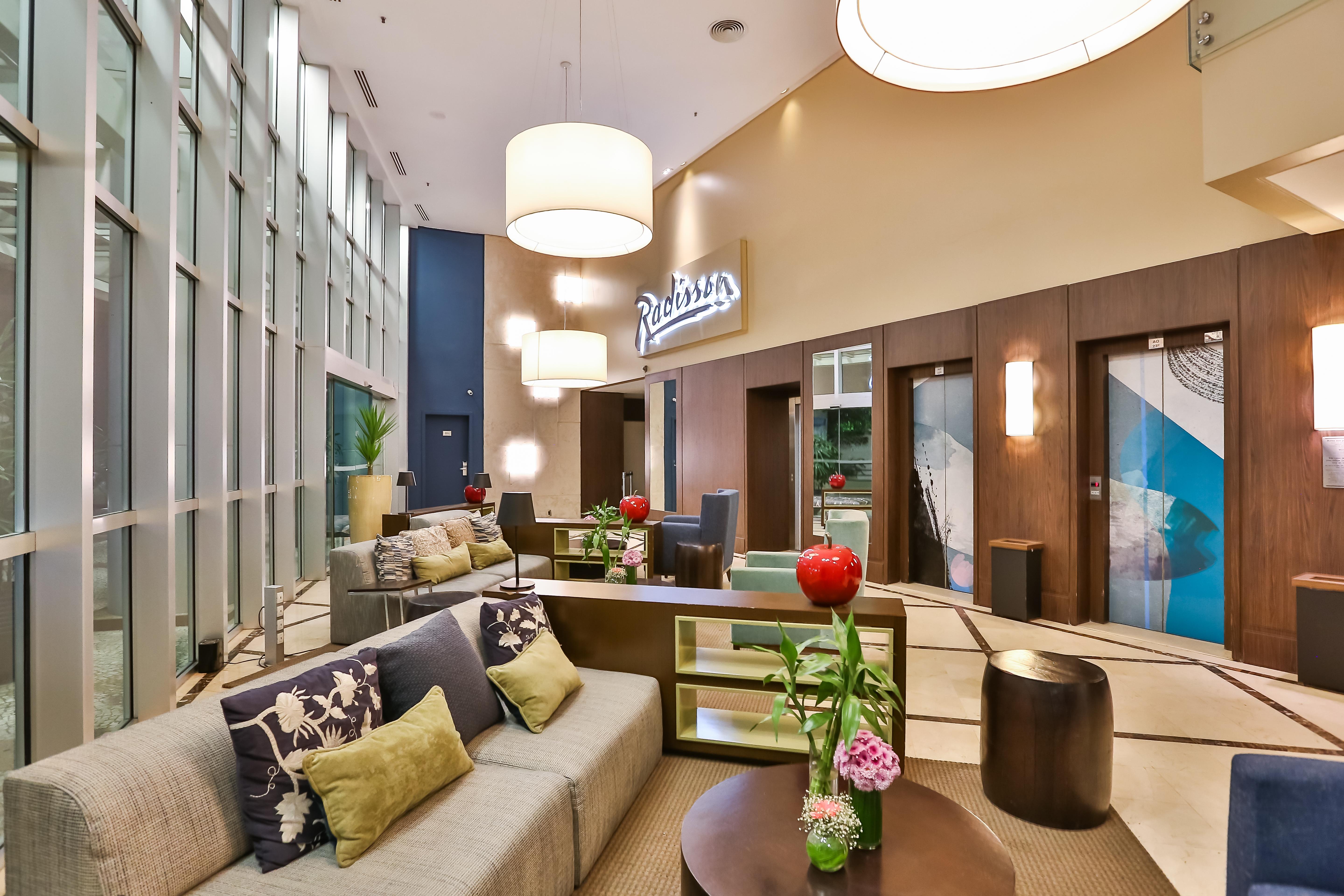 Radisson Vila Olimpia Сао Паоло Екстериор снимка The lobby of the hotel
