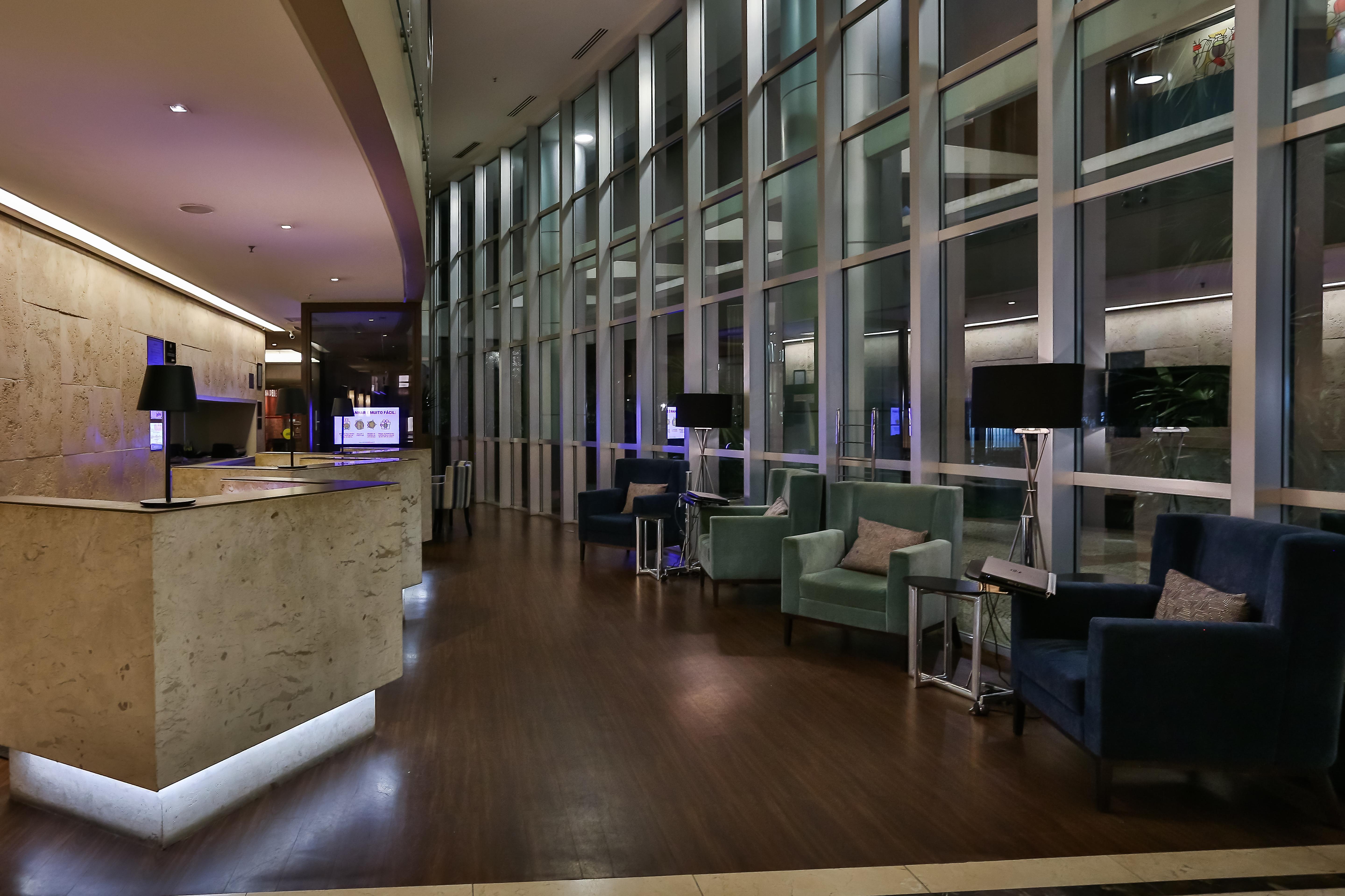Radisson Vila Olimpia Сао Паоло Екстериор снимка The lounge at the airport